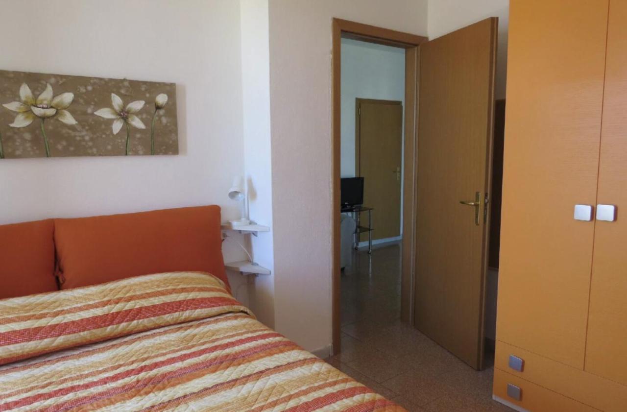Lovely Flat In Northern Sardinia Valledoria  Buitenkant foto